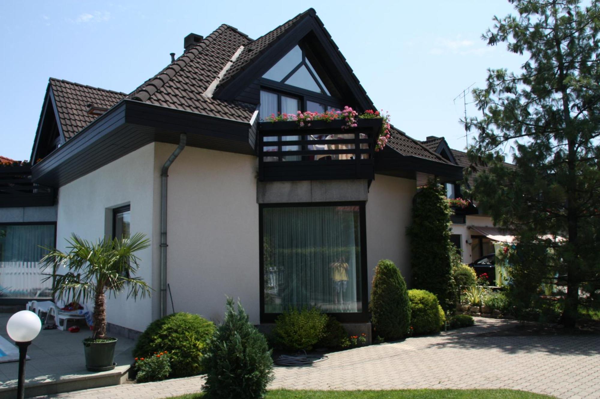 Haus Sonnenhof Hotel Siofok Bagian luar foto